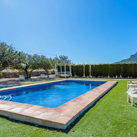 Villa - Plusholidays