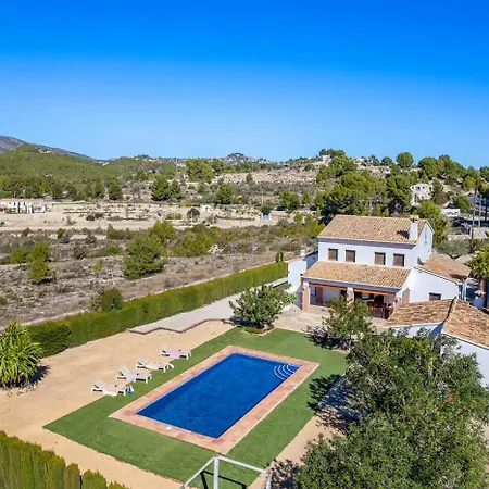 Villa - Plusholidays